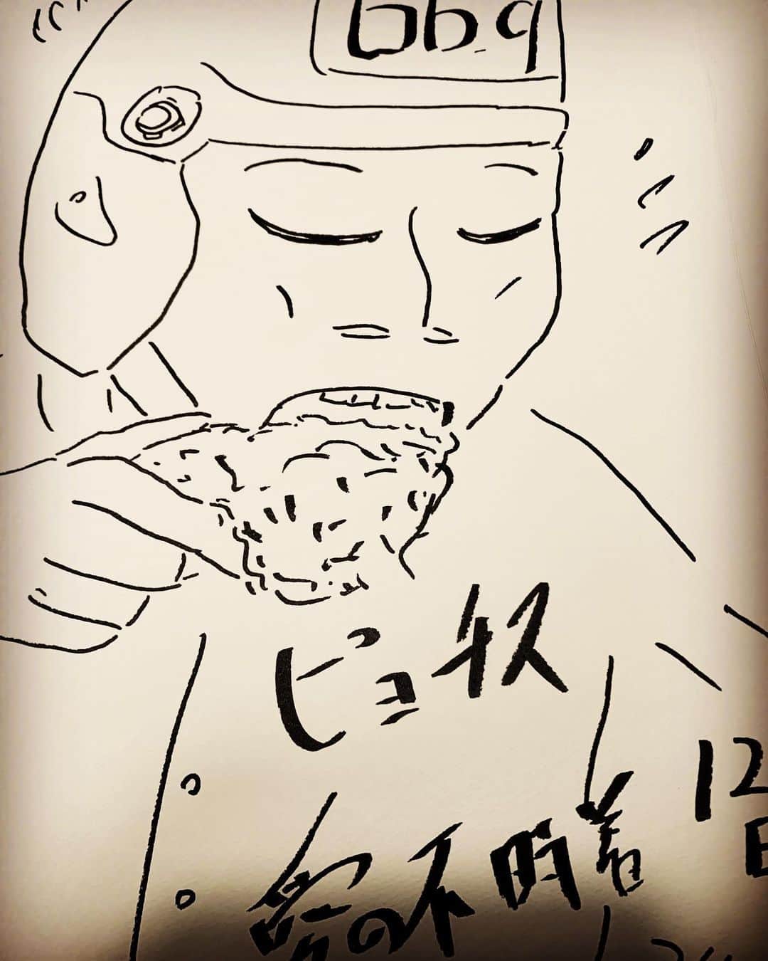 のインスタグラム：「韓流ドラマは食事のシーンが多い😆 「愛の不時着」のチキンよ😃 だったら自分で作ってみようと あらゆるサイトをチェックして オリーブオイルでカラッと3度揚げ😆 あのザクッとした食感を実現😆 料理動画で1番うまくいったかも👍 近々YOUTUBEにUPします😆 よろしければ チャンネル登録も （ちなみに登録しても メールが来るなど何もない無害です😊） よろしくお願いします🙇🏻  アドレスはプロフィールのところに👍  #愛の不時着  #netflix #youtube」