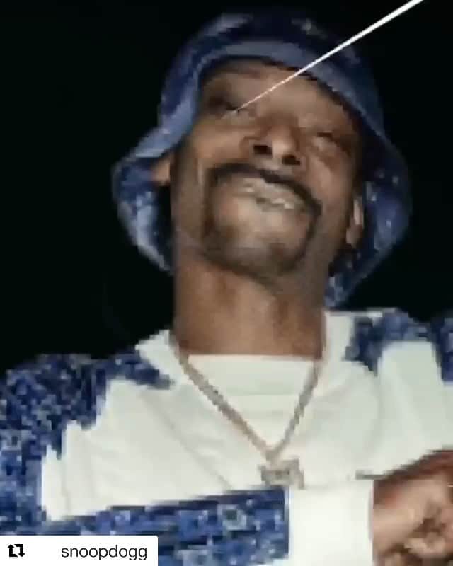 のインスタグラム：「🔥#Repost @snoopdogg ・・・ @yandel @ruben.blades #QCM2 #fama out now」