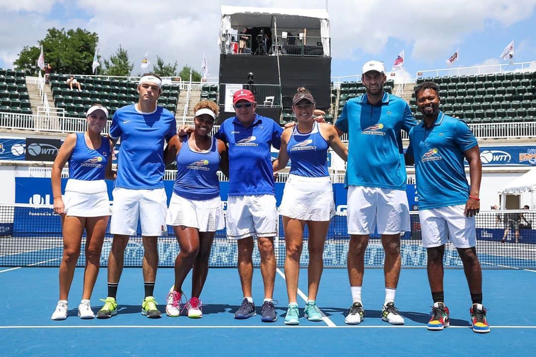 ソフィア・ケニンのインスタグラム：「My first WTT Season! Loved our team, its been fun guys 😁」