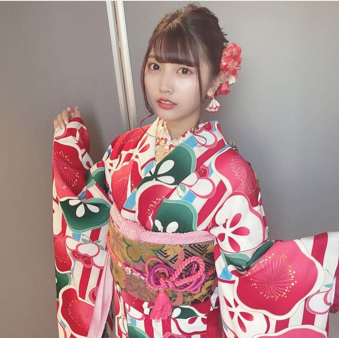 美女JAPANさんのインスタグラム写真 - (美女JAPANInstagram)「どうも美女JAPANです！✨ ＊ ＊ 今回ご紹介するのはこの方‼️ ＊ ＊ 松下玲緒奈さん！@matsusita_reona ＊ ＊ とってもかわいい🙈💕 雰囲気もかわいいし、羨ましい！！💕 ＊ ＊ 松下玲緒奈さんのアカウントには他にも素敵な投稿がたくさんあります！✨ ＊ ＊ 皆さんも是非チェックしてみてね🧸 ＊ ＊ 明日の投稿もお楽しみに！！ ＊ ＊  #色気 #可愛い #綺麗 #かわいい #写真集 #モデル #美肌 #笑顔 #スタイル抜群 #可愛い #可愛すぎ #会いたい #天使 #美女 #美人 #美しい #清楚 #スタイル #色白 #スタイル抜群 #美脚 #素敵 #カワイイ #応援」8月3日 8時36分 - ajtpgawmda