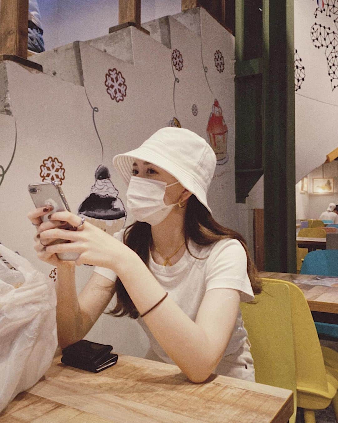 加藤愛里クリスティーナのインスタグラム：「Thank you for watching instaLIVE🤞🏻 みんな大好きよって話💓」
