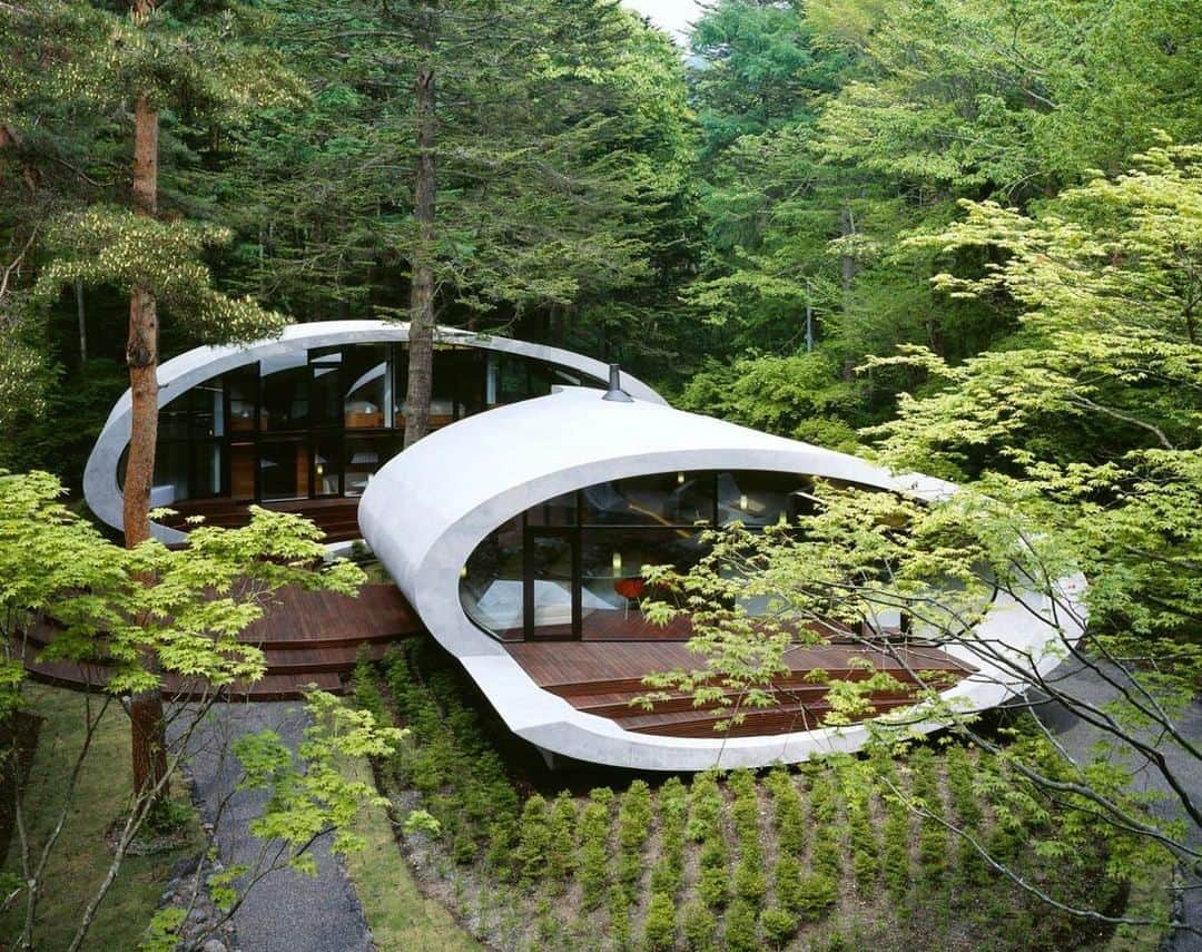Architecture - Housesさんのインスタグラム写真 - (Architecture - HousesInstagram)「. #Architecture is ART and this is a clear example.⁣ Swipe left and discover Shell: a wonderful house in Karuizawa wood.⁣ ___⁣⁣⁣⁣ 📐 ARTechnic Architects⁣ #archidesignhome⁣⁣⁣⁣⁣⁣ ___ ⁣⁣⁣⁣ ⁣⁣⁣⁣ #architecture #architecture_lovers #architecturephotography ⁣⁣ #architecturelovers #architecturephoto #modernarchitecture #architectures⁣⁣⁣ #archilovers #architect ⁣⁣ #naturearchitecture」8月3日 0時51分 - _archidesignhome_