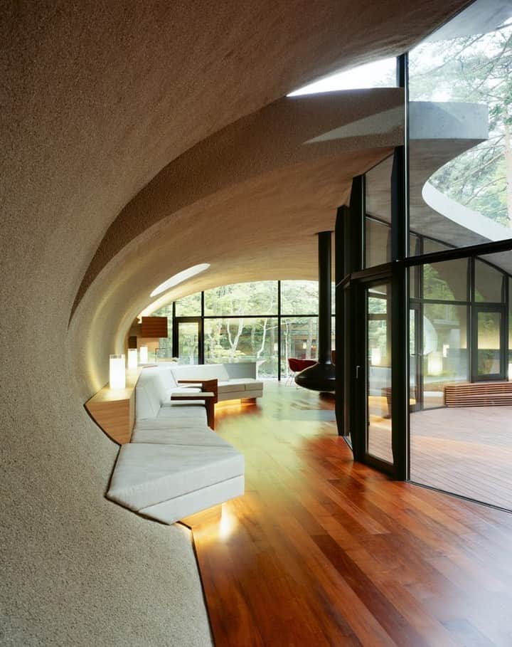 Architecture - Housesさんのインスタグラム写真 - (Architecture - HousesInstagram)「. #Architecture is ART and this is a clear example.⁣ Swipe left and discover Shell: a wonderful house in Karuizawa wood.⁣ ___⁣⁣⁣⁣ 📐 ARTechnic Architects⁣ #archidesignhome⁣⁣⁣⁣⁣⁣ ___ ⁣⁣⁣⁣ ⁣⁣⁣⁣ #architecture #architecture_lovers #architecturephotography ⁣⁣ #architecturelovers #architecturephoto #modernarchitecture #architectures⁣⁣⁣ #archilovers #architect ⁣⁣ #naturearchitecture」8月3日 0時51分 - _archidesignhome_