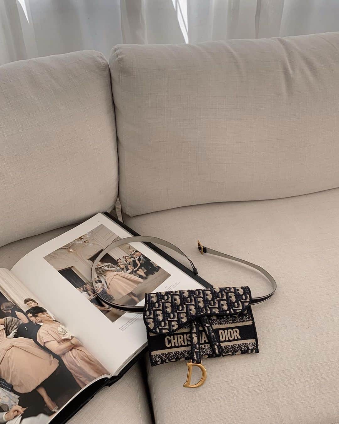 Kelsey Simoneのインスタグラム：「The old & the new @dior」