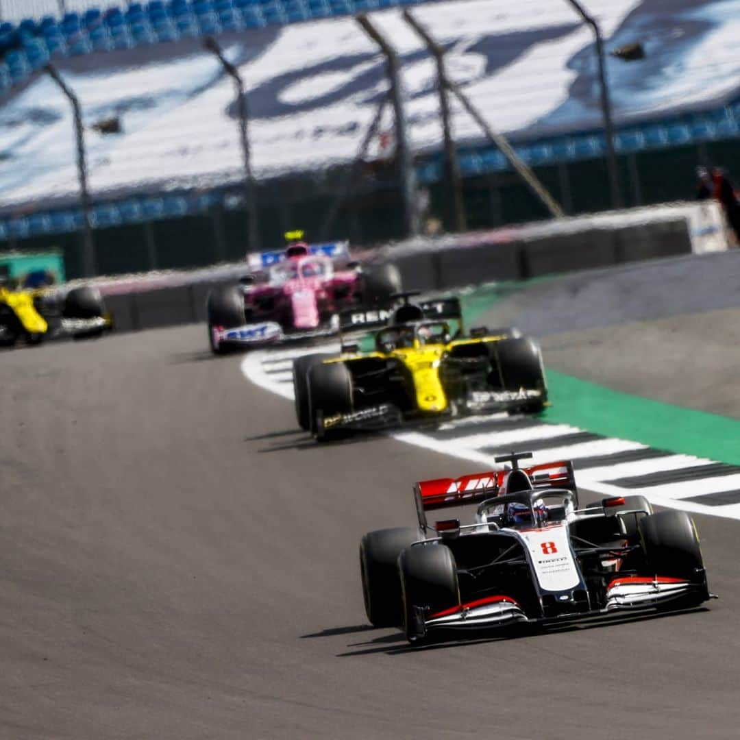 のインスタグラム：「Made those yellow tyres last longggg.... Enjoy the different strategy and fighting in the top 5 for a bit today. Small issue at the pit stop to engage 1st gear cost us a shot at a point but I'm happy and proud of my guys. We really got the maximum of the VF20 today and there isn't any lap that wasn't pushed at 100%. Also very happy with my driving 👍💯🔥. I don't think there was much left in term of pace through the race.  #r8g #f1 #britishgp」