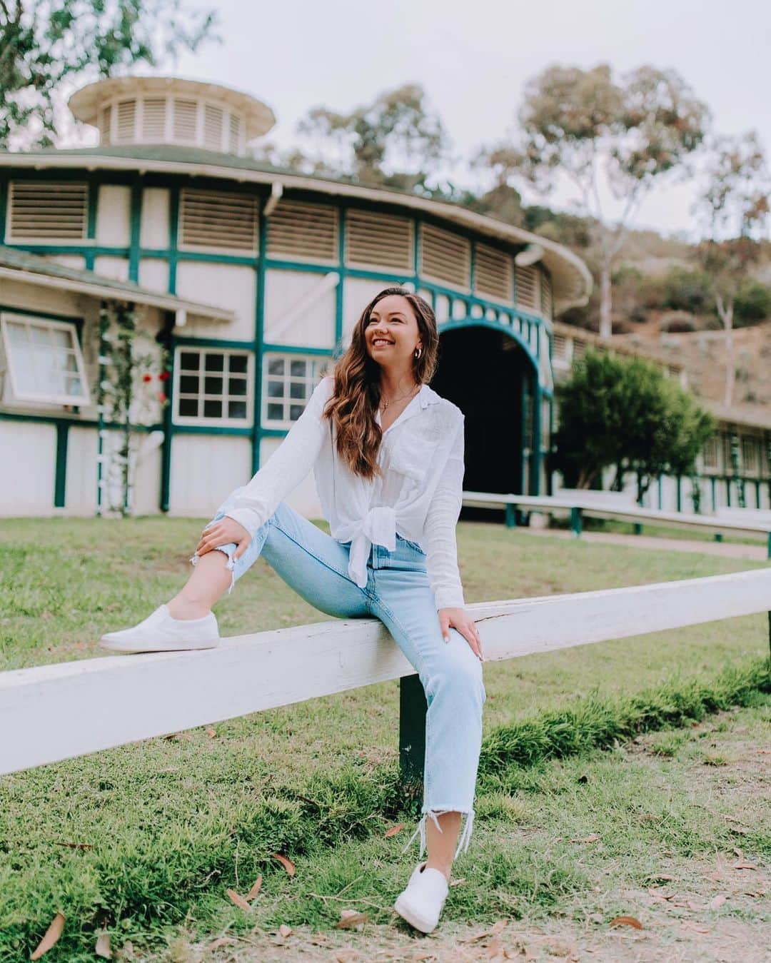 Meredith Fosterさんのインスタグラム写真 - (Meredith FosterInstagram)「If you saw this yesterday just pretend it’s your 1st time seeing it 👩🏻‍🌾🦆🐑🐴」8月3日 5時37分 - meredithfoster