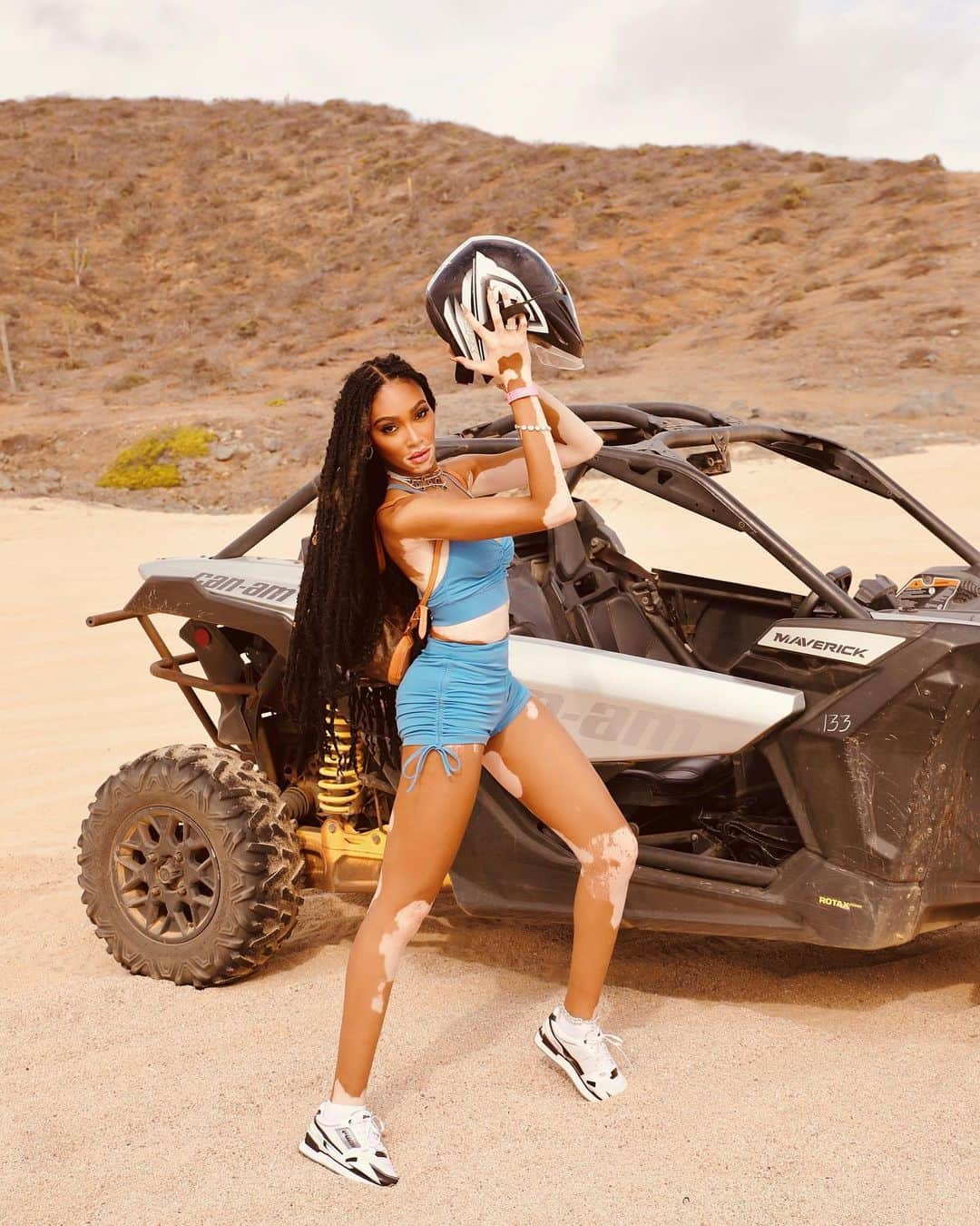 ウィニー・ハーロウさんのインスタグラム写真 - (ウィニー・ハーロウInstagram)「Bad gyal pon road @puma mile rider 🌪💨」8月3日 5時35分 - winnieharlow