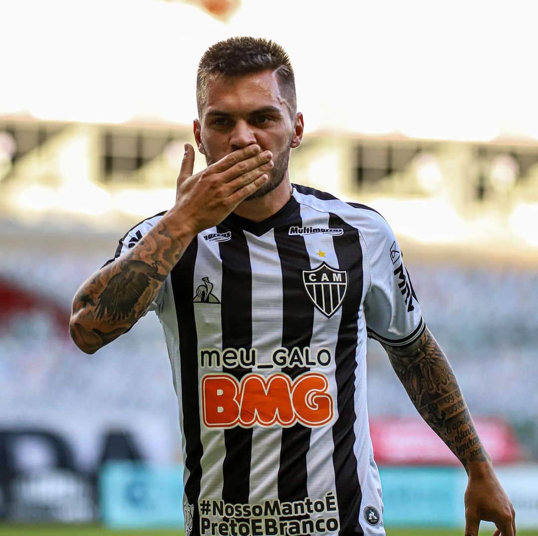 ナタンさんのインスタグラム写真 - (ナタンInstagram)「Importante vitória! Feliz por mais um gol e foco total na classificação pra final. Aqui é Galo!!! 🐔💪🏻」8月3日 6時25分 - nathan10