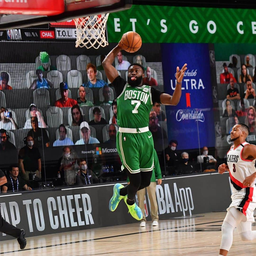 NBAさんのインスタグラム写真 - (NBAInstagram)「@fchwpo in transition 💥  #NBAonABC #WholeNewGame」8月3日 6時46分 - nba