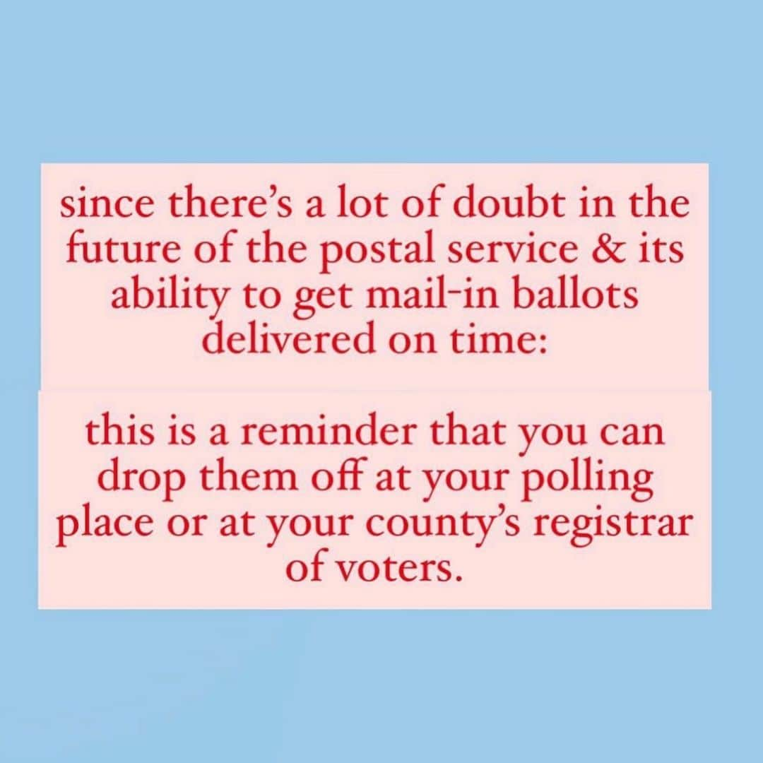 カイア・ジョーダン・ガーバーさんのインスタグラム写真 - (カイア・ジョーダン・ガーバーInstagram)「VOTE! 💜 #savetheusps」8月18日 2時56分 - kaiagerber