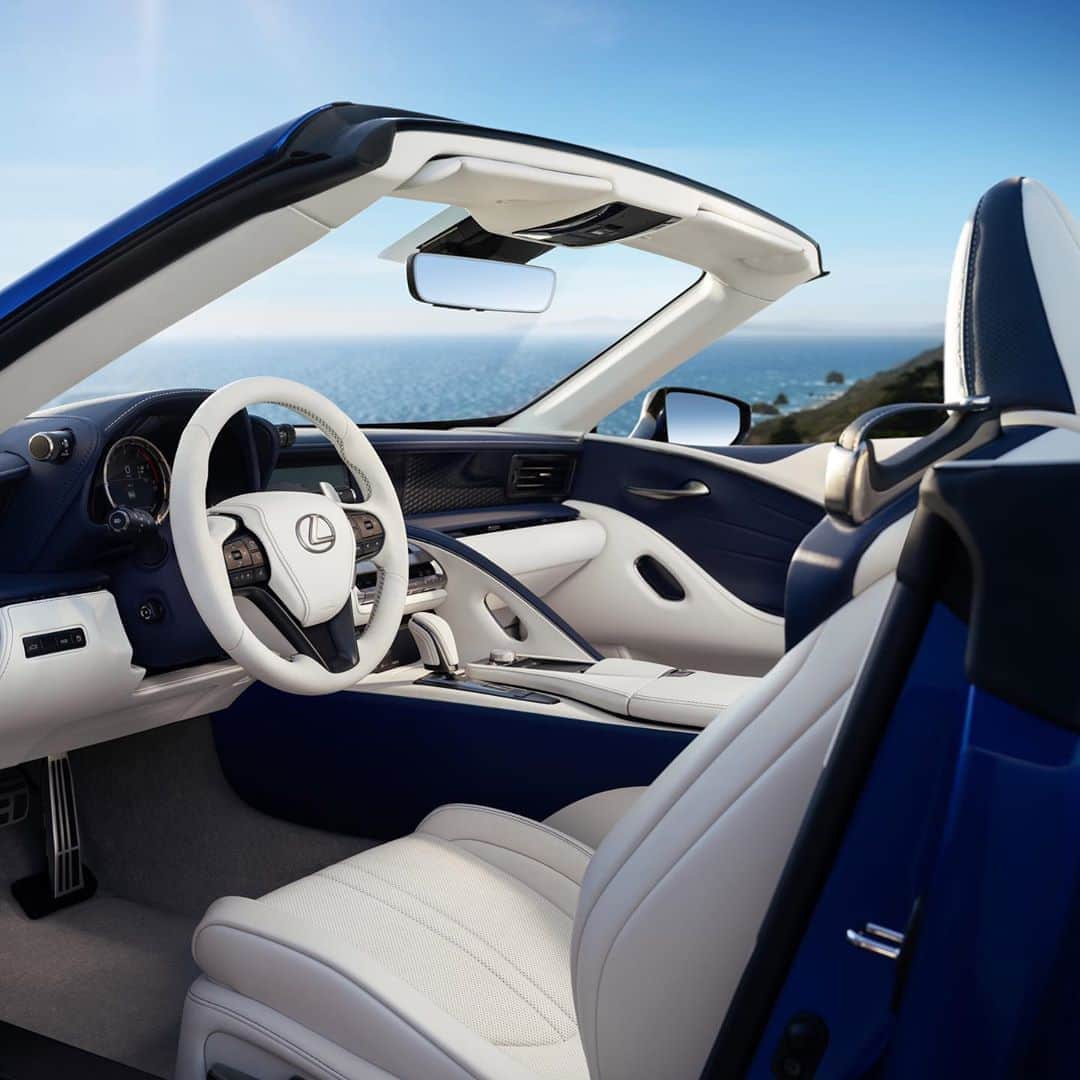 Lexus USAのインスタグラム：「First impressions are everything. Tell us yours. #LexusLCC」