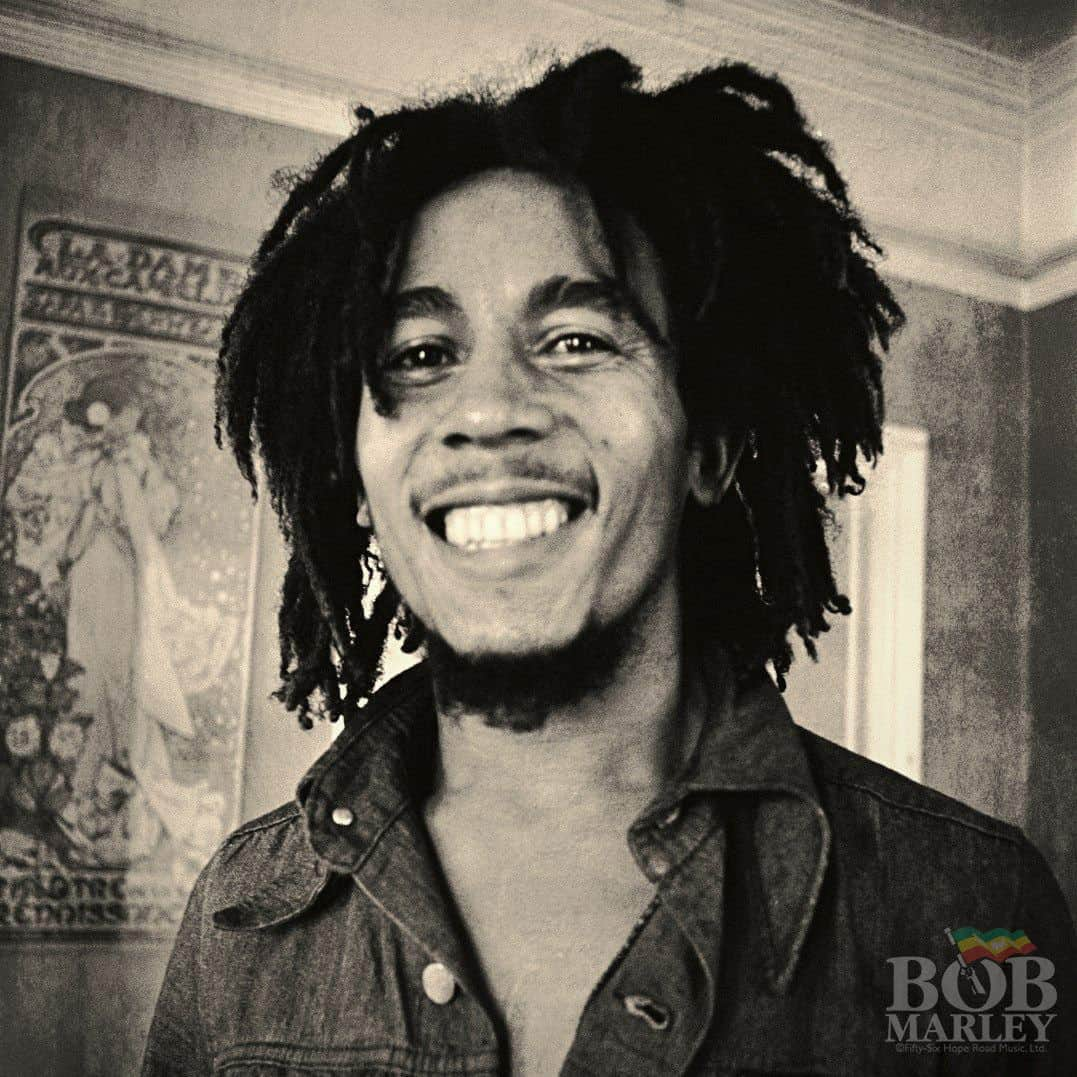 ボブ・マーリーさんのインスタグラム写真 - (ボブ・マーリーInstagram)「"I feel so good, in my neighborhood. So here I come again." #Kaya #bobmarley75⠀⁣⁣⁣⁣⁣⁣⁣⁣⁣⁣⁣ ⠀⁣⁣⁣⁣⁣⁣⁣⁣⁣⁣⁣ 📷 by #AdrianBoot⁣ © Fifty-Six Hope Road Music」8月18日 3時00分 - bobmarley