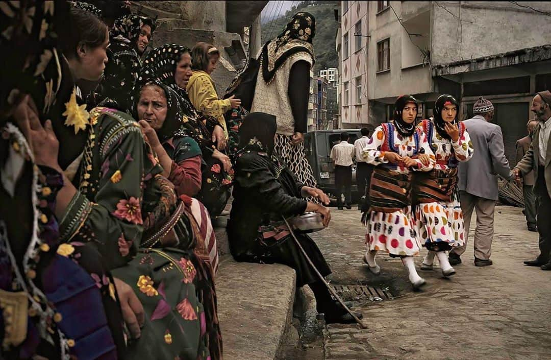 thephotosocietyさんのインスタグラム写真 - (thephotosocietyInstagram)「Photo by Randy Olson  @randyolson Cepne women in The Black Sea area of Turkey. This was the end of the world for the ancient seafaring Greeks. During the last ice age the Black Sea was a low-lying body of freshwater, cut off from the Sea of Marmara, the Aegean and the Mediterranean, by a narrow land mass called the Bosporus. When the ice age ended the Black Sea remained protected as ocean levels rose, but when the water finally breached the Bosporus valley the incoming deluge was similar to ten Niagara falls. Stories of people fleeing this massive flooding are the origins of the epic myths of Gilgamesh and Noah’s flood. The migration from summer fishing to highland shepherding has always been a part of the culture. Mountain homes are called Yaylas (YIY-luz), and most families have more than one. Families fish at the coast, but as the temperatures rise, they move to a succession of homes higher in the mountain range. These homes are community property and were bequeathed during the Ottoman period. Simple, physical geography preserves this unique collection of societies including the Abkhaz, Mingrelian, Laz, Cepni, Oguz, Rum, Hemsin, and Circassian, who are squeezed into pockets along a narrow area of rugged terrain between the Black Sea and the steep coastal mountains. #blacksea #cepne #turkey」8月18日 1時44分 - thephotosociety