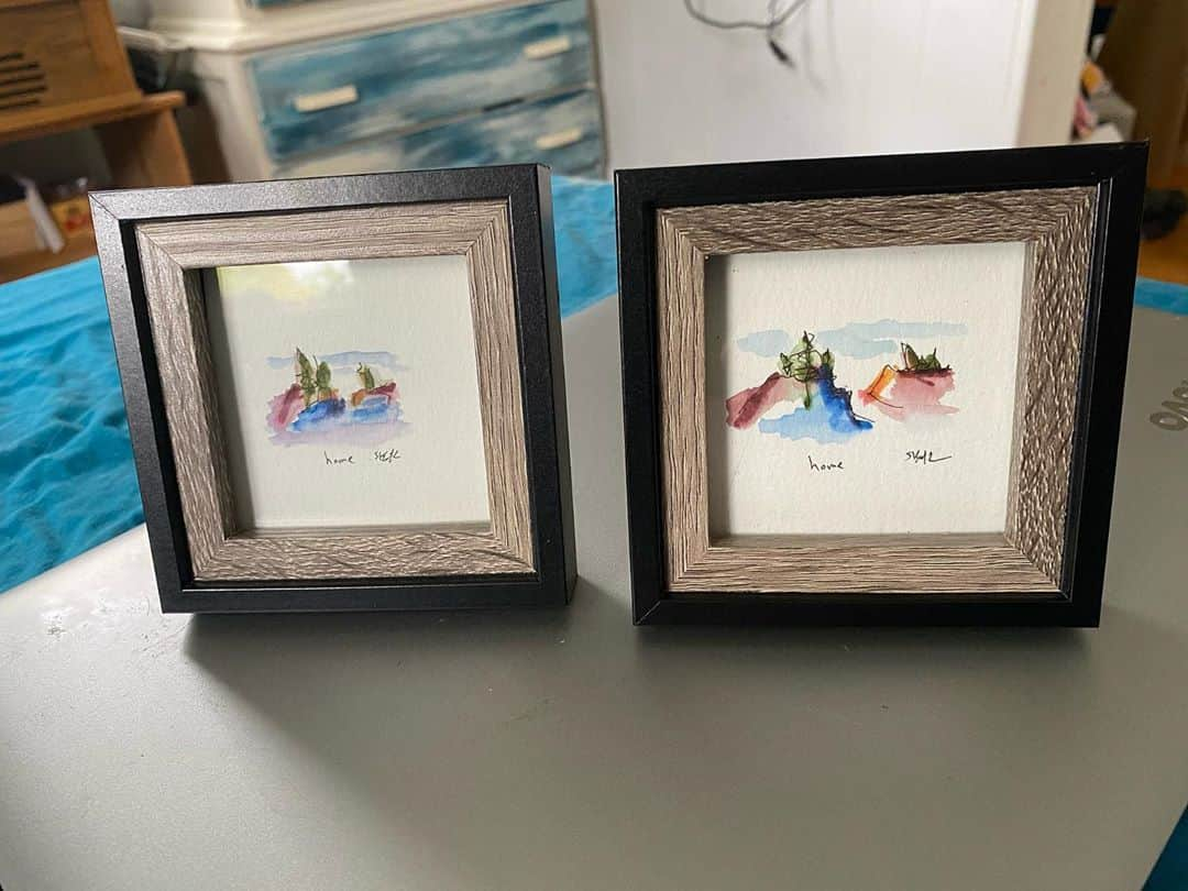 スカイラー・カーギルさんのインスタグラム写真 - (スカイラー・カーギルInstagram)「PAINTING SALE! these are two of my first “home” landscapes. framed and $50 each which includes shipping worldwide! . . both are 4x4” can be hung or stand on their stands :) first come first serve so let me know if you want 1 or 2 (they’re flipped in the posts so second picture is 1 and third is 2 oops!) or both for $80. thanks y’all for your encouragement or support! follow my water color account @farwords i’ll be posting more soon :)) . . #watercolor #framed #painting #landscapes #arteza #trans #artist #painter #ftm #transandhappy #helpmepaymyrentthanks」8月18日 1時49分 - skylarkergil