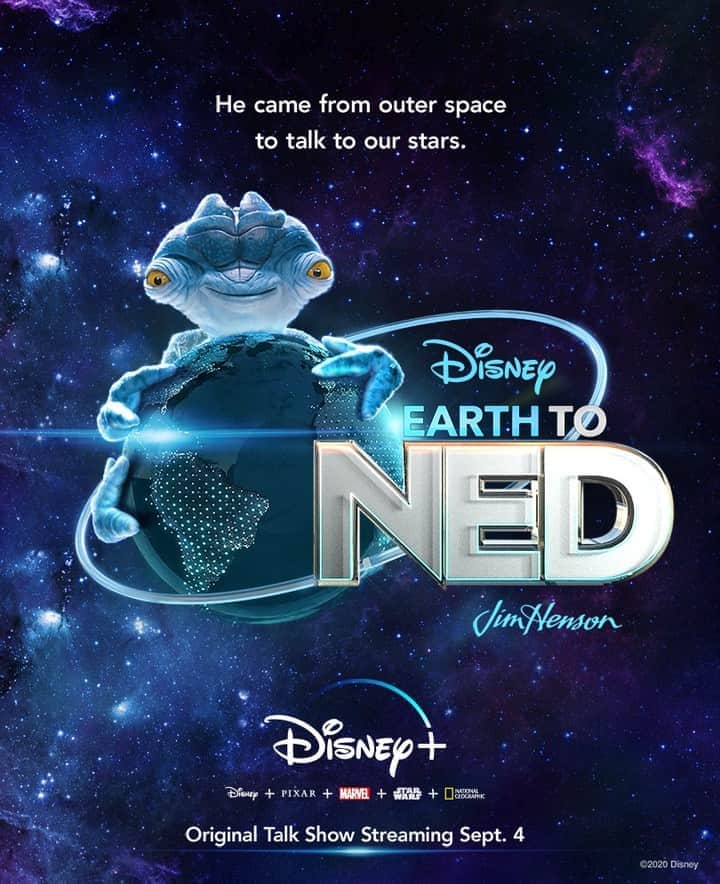 Disneyさんのインスタグラム写真 - (DisneyInstagram)「To Ned, the world revolves around his celebrity guests. #EarthToNed, an Original Talk Show Series from The Jim Henson Company, starts streaming September 4 only on #DisneyPlus.」8月18日 2時00分 - disney