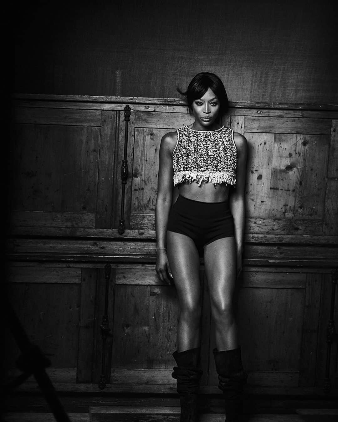 AnOther Magazineさんのインスタグラム写真 - (AnOther MagazineInstagram)「Peter Lindbergh’s defining portraits of @naomi ✨⁠⠀ ⁠⠀ As Naomi, a @taschen-published tome spanning Naomi Campbell’s decades-long career in fashion, is released, we look back at some of the late @therealpeterlindbergh’s most enduring photographs of the iconic model. Link in bio 📲⁠⠀」8月18日 2時07分 - anothermagazine