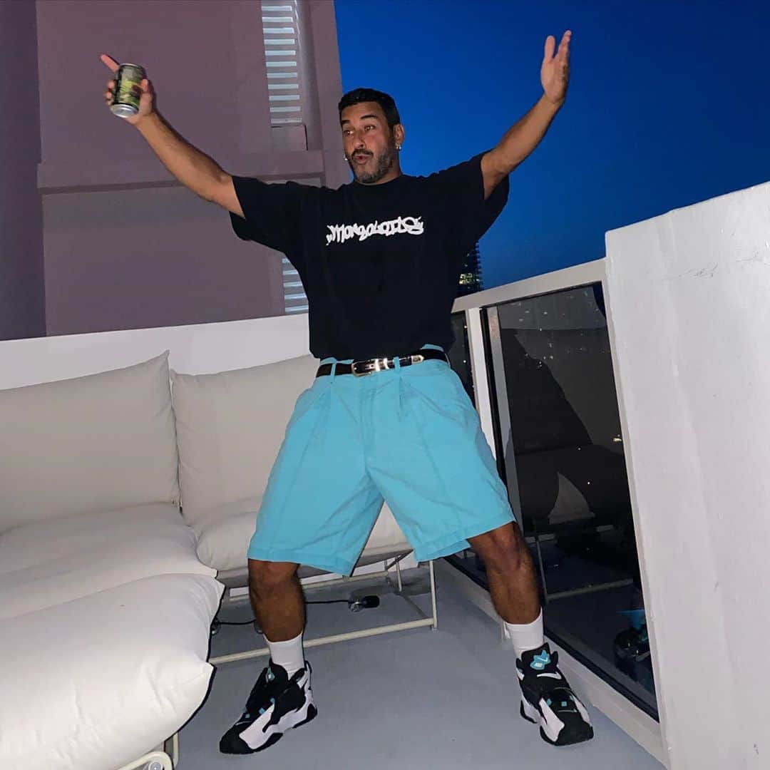 アーマンド・ヴァン・ヘルデンのインスタグラム