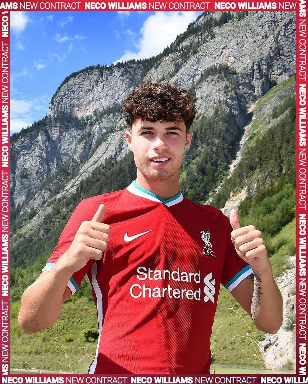 リヴァプールFCさんのインスタグラム写真 - (リヴァプールFCInstagram)「Perfect backdrop for a new contract shoot 😍📸🏔 #LFC #LiverpoolFC #Liverpool #LFCPreSeason #Austria」8月18日 2時40分 - liverpoolfc