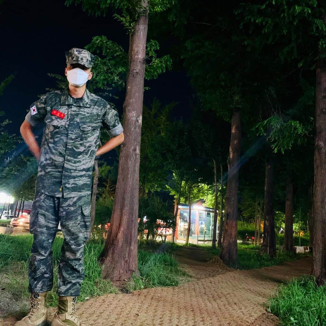 ロイ・キムのインスタグラム：「R.O.K Marine Corps」