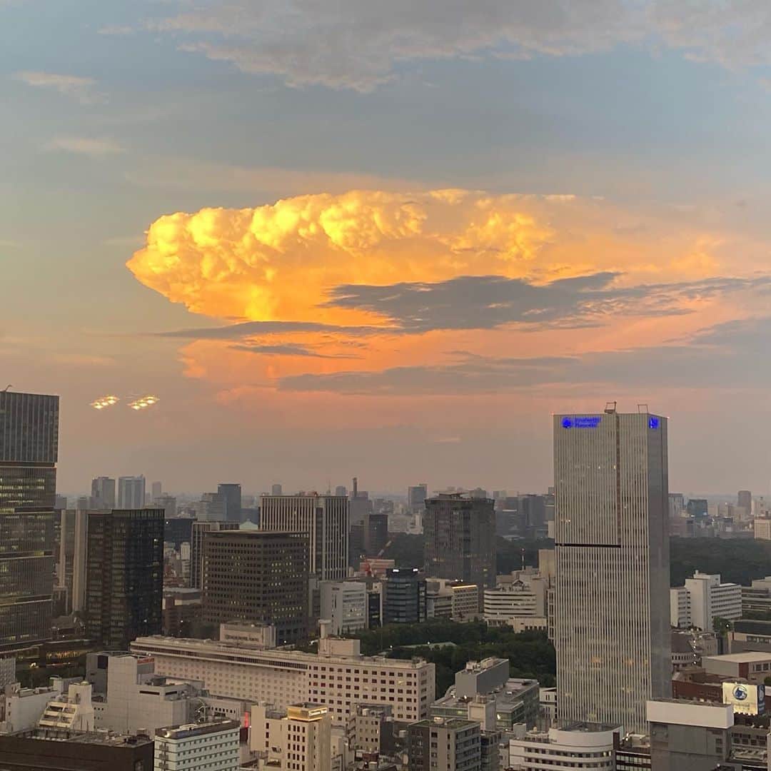 伊原剛志さんのインスタグラム写真 - (伊原剛志Instagram)「東京の空が綺麗だ‼️」8月17日 18時28分 - tsuyoshi_ihara