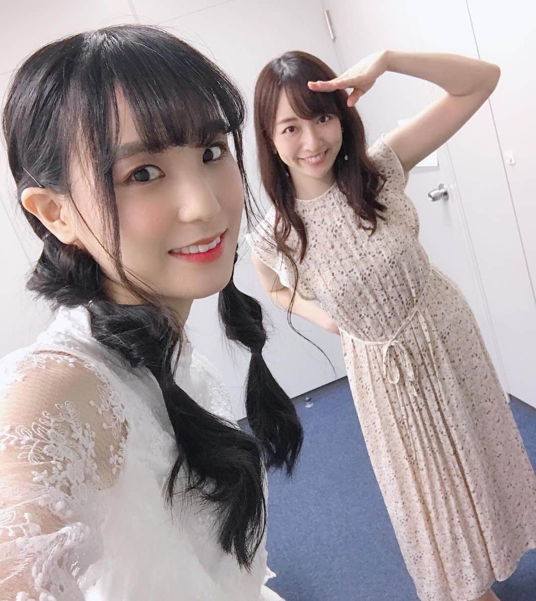 のインスタグラム：「・ ・ 8月19日(水)に配信する Bitter & SweetのSHOWROOMにて、大事なお知らせをさせていただきます‼️ 要チェックっ！✅😆✅ ・ ・ ・  #ビタスイ #SHOWROOM #showroom配信 #お知らせ #重大発表 #お知らせ」