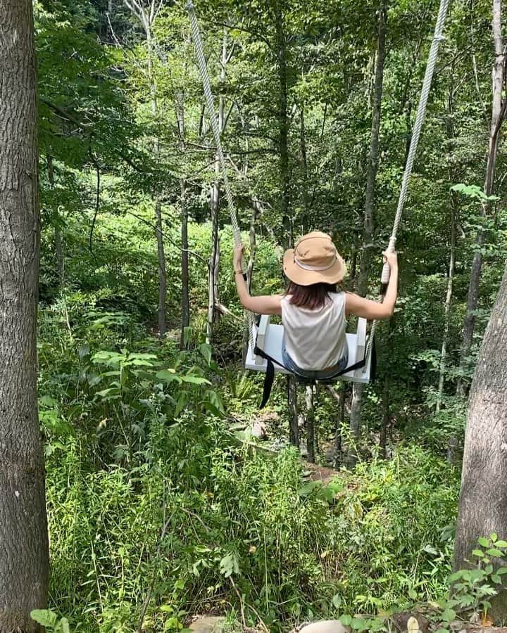 のインスタグラム：「・ 2020.母さんの夏休み🌿 ・ ・ ・ おすわりって言うとおすわりしてくれるトラちゃん🐅🤍 ・ ・ ・ #母さんの夏休み #息子より楽しむ母 #sapporo  #北海道ママ #札幌ママ」