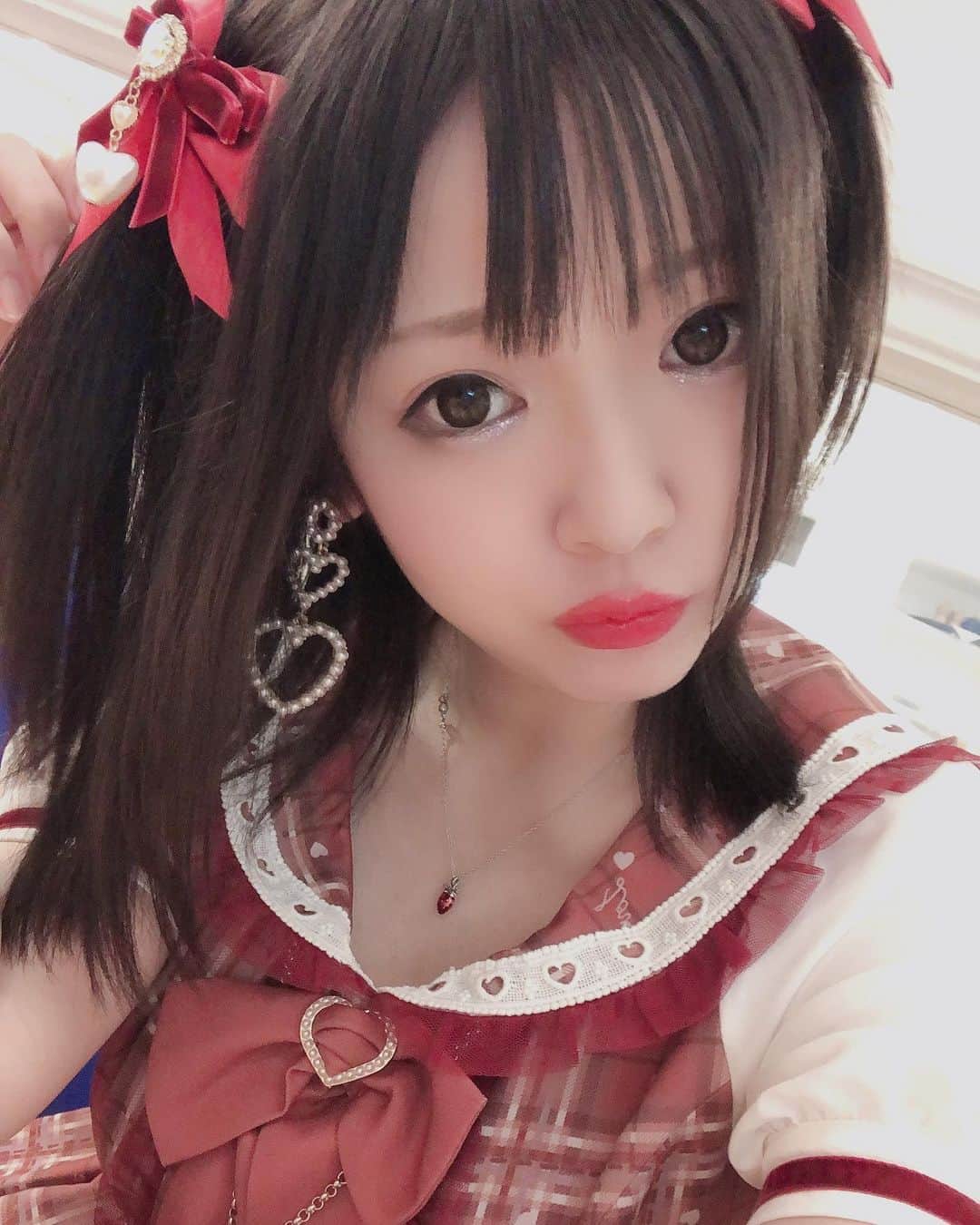 音羽莉夢のインスタグラム：「❤️❤️❤️❤️❤️❤️❤️❤️❤️ LIZ LISA×Bordeaux 最強説🎀💓❤️  ❤️❤️❤️❤️❤️❤️❤️❤️❤️  #童顔ロリ巨乳 #合法ロリ #ロリコンホイホイ #撮影会モデル #音羽莉夢 #アミックエンターテインメント  #グラドル自画撮り部 #グラドル  #lizlisa  #リズリサ #ハーフツイン」