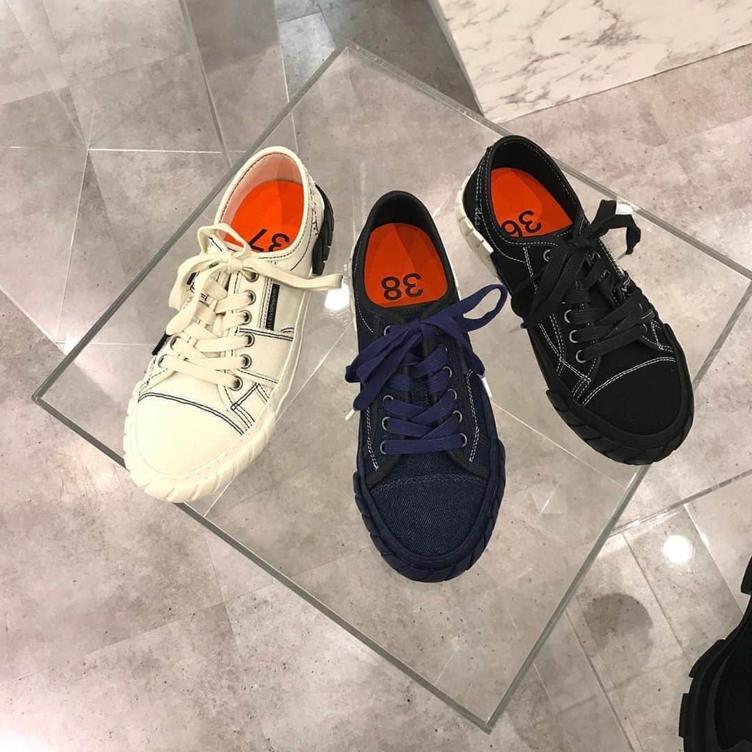 HANKYU.MODEさんのインスタグラム写真 - (HANKYU.MODEInstagram)「SNEAKER EDIT AW2020 NEW BRAND COLLECTION At 4F SNEAKER EDIT #Hankyu #HANKYUMODE #umedahankyu #阪急うめだ本店 #うめだ阪急 #阪急百貨店 #osaka #umeda #mode #SNEAKEREDIT #スニーカーエディット #ROMBAUT #ロンバート #CLEARWEATHER #クリアウェザー #both #ボース」8月17日 18時48分 - hankyumode