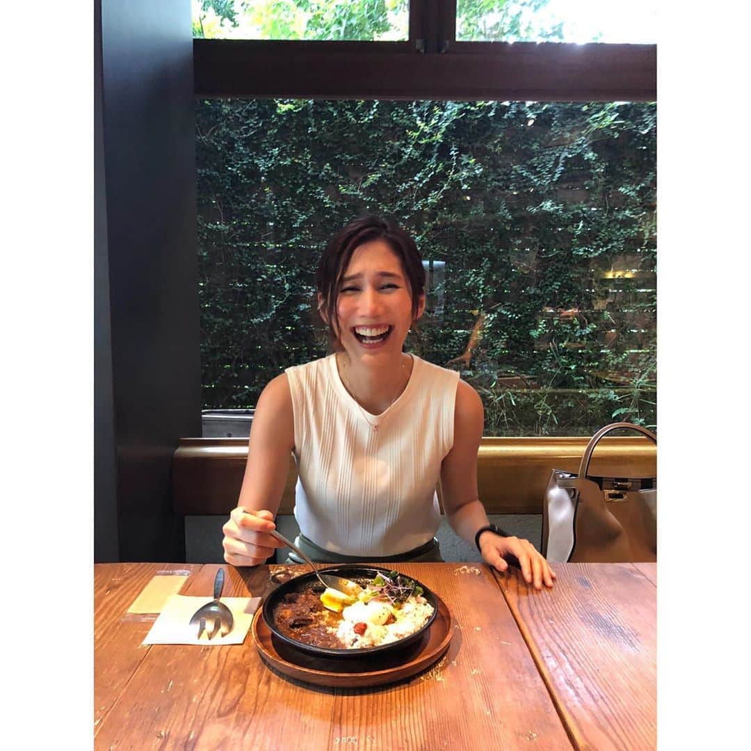 のインスタグラム：「ルーローハン🍛 . . とピザ食べた🍕  #春輝#haruki」