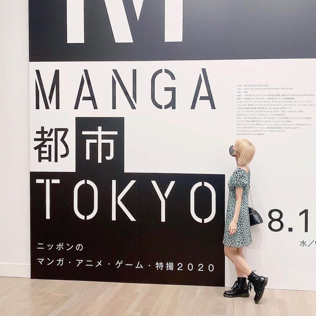 ハナエさんのインスタグラム写真 - (ハナエInstagram)「🗼﻿ ﻿ MANGA都市TOKYO展へ。﻿ ﻿ ﻿ ﻿ 漫画、アニメ、特撮と東京との関係性をテーマに﻿ 原画や設定資料など盛り沢山な展示内容で﻿ カバー範囲も広く、とても楽しかったです。﻿ ﻿ ﻿ ﻿ AKIRAとエヴァとさくらんと千年女優と東京ゴッドファーザーズとカードキャプターさくらと秒速5センチメートルと言の葉の庭を見返したり読み返したりしたくなったけど未見だった残響のテロルを見始めました。1話目で都庁が爆破されたので都庁に登ってみたくなったよ﻿ ﻿」8月17日 19時05分 - hanae_0227