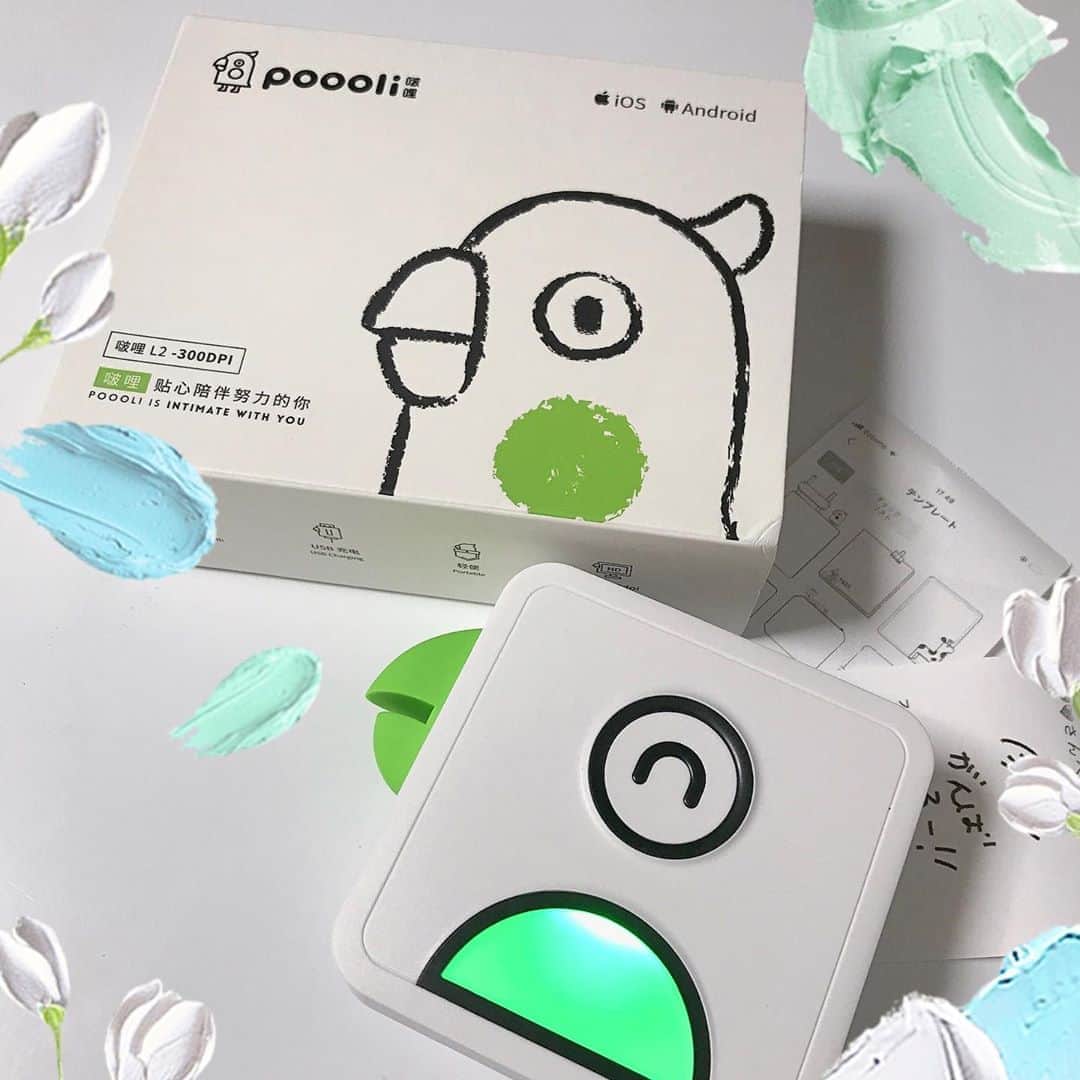 のインスタグラム：「写真やメモもその場ですぐに印刷できるモバイル印刷機を発見！😍🎀  お家で過ごす時間が多いので、子供たちの好きな絵を印刷して色塗りして遊んだら楽しいかな💕と思って☺️✨✨  Excel、PDFなども対応してるし、テキスト認識で文字起こしまでしてくれるので便利すぎる😂👏  仕事にもつかえそう☺️  見てみて〜！ ✔️ @pooolijapan   #poooli #pooolijapan #ポーリ #モバイルプリンター #ポータブルプリンター #フォトプリンター #かわいい #可愛い #イラスト #bujo #バレットジャーナル #楽しい #自宅待機 #ミニマリスト #ミニマリストの持ち物 #持ち歩き　#子育て #ママ #男の子ママ #女の子ママ」