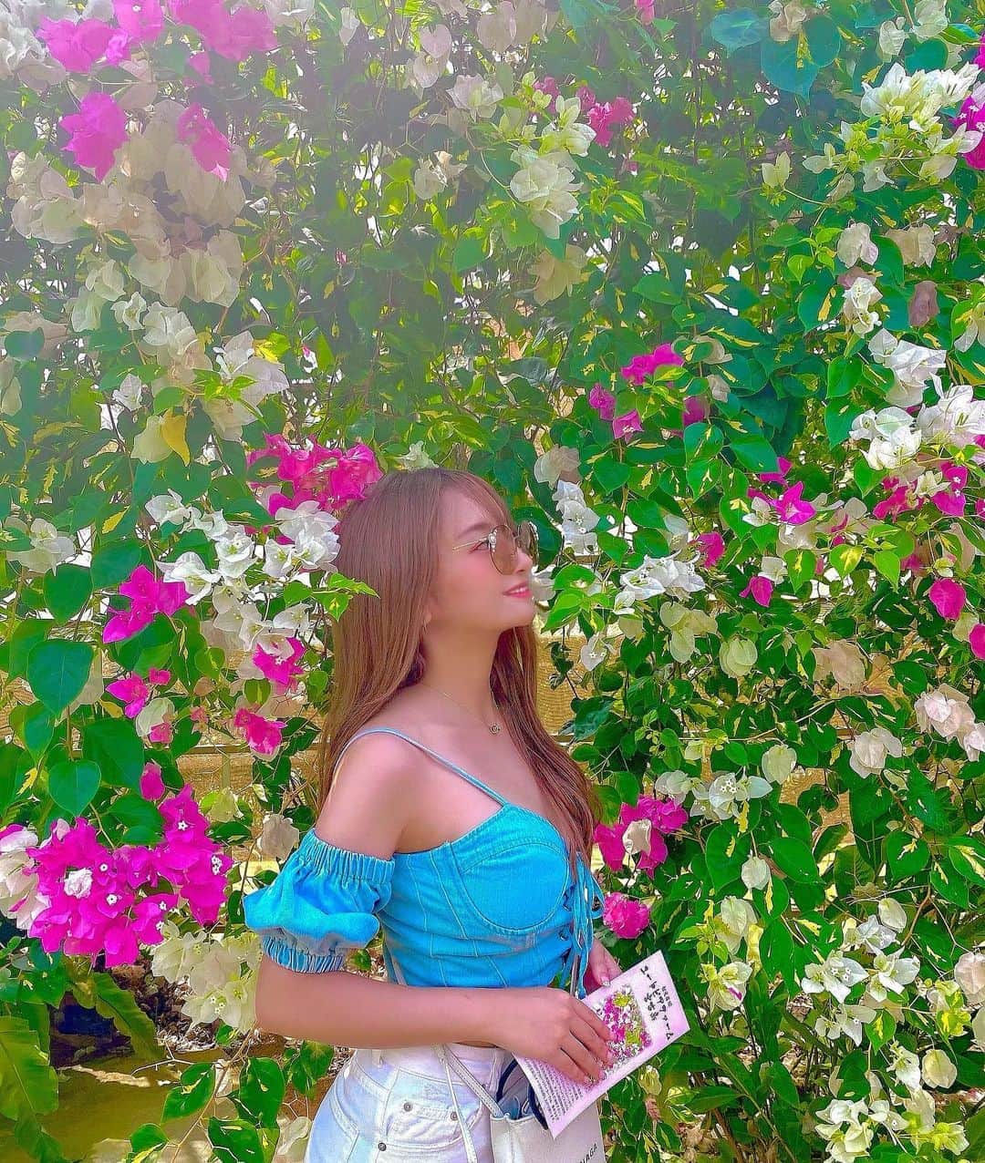 ERENAのインスタグラム：「🌸🌼🌺」