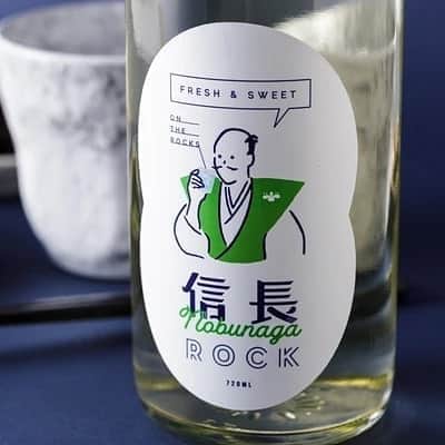 KURAND@日本酒飲み放題さんのインスタグラム写真 - (KURAND@日本酒飲み放題Instagram)「🧊 ロックで飲む日本酒。 信長ゆかりの地から、夏に旨い酒🍶  信長ROCK [ 日本泉酒造 / 岐阜県 ]  織田信長のゆかりの地、 岐阜県 岐阜市の酒蔵がつくる、  「ロック」で飲んだ時に最高に美味しく なるように造られた日本酒です。  瑞々しい夏野菜の料理と 最高の夏ペアリングも楽しめます。  「下戸」で「甘党」だったとされる あの ‘’信長‘’ でも、このお酒なら、 ごくごく飲めたかもしれません。  ーーーーーーーーーーーーーー  全国の酒蔵さんと共同開発した 個性豊かな ‘’‘お酒‘’ をたくさん揃えています。 ぜひ、いろいろなお酒を見ていってください。  🍶［一覧・詳細は下記から。購入も可能です］ ▶ @kurand_info﻿ ﻿ ① 上記からプロフィールページへ飛ぶ ② トップのurlをクリックしてホームページへ！  #kurand #酒スタグラム #お酒ライフ #オンライン #クラフト #お酒ギフト #商品紹介 #日本酒 #淡麗 #日本酒ロック #信長 #岐阜 #日本泉 #夏のお酒」8月17日 19時23分 - kurand_info