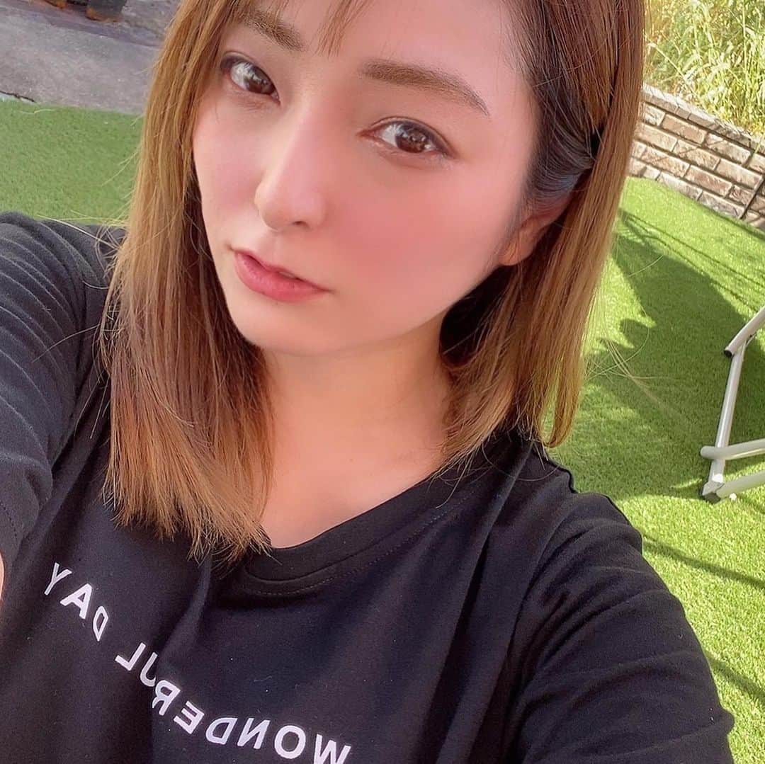 のインスタグラム：「BBQ #koreangirl #selfie #selca ##셀카 #셀스타그램 #bbq」