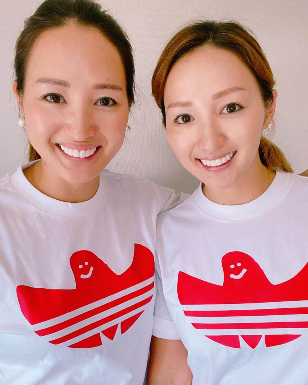 木村真野・紗野さんのインスタグラム写真 - (木村真野・紗野Instagram)「#adidas #adidastokyo #adidastwins #mayasaya #twins #Tシャツ　#new #シュムー　#thankyou #gifted #まやさや　#マヤサヤ　#アディダス　#ありがとう　#teamadidas  @adidastokyo  @adidas」8月17日 20時19分 - mayasaya_kimura