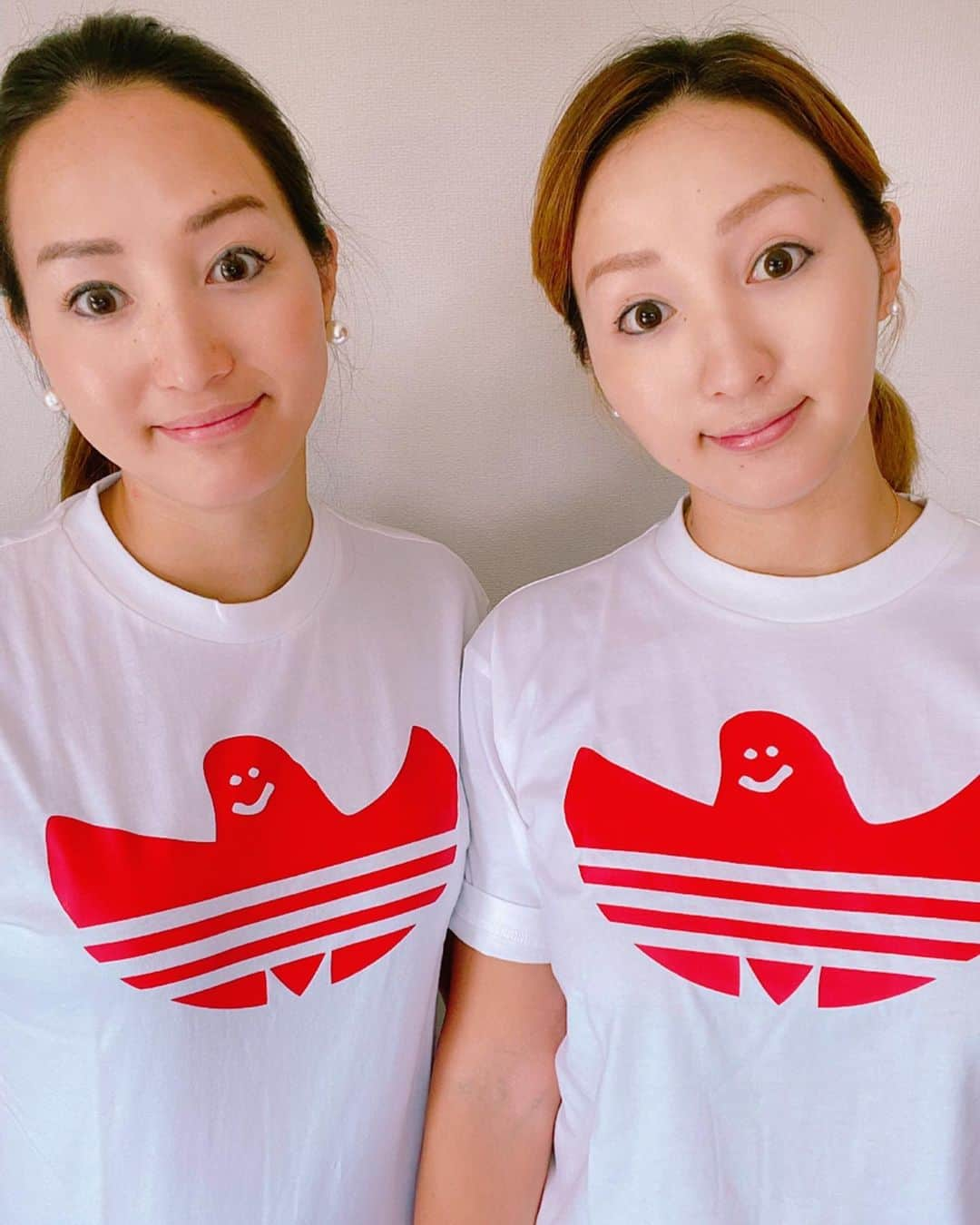 木村真野・紗野さんのインスタグラム写真 - (木村真野・紗野Instagram)「#adidas #adidastokyo #adidastwins #mayasaya #twins #Tシャツ　#new #シュムー　#thankyou #gifted #まやさや　#マヤサヤ　#アディダス　#ありがとう　#teamadidas  @adidastokyo  @adidas」8月17日 20時19分 - mayasaya_kimura