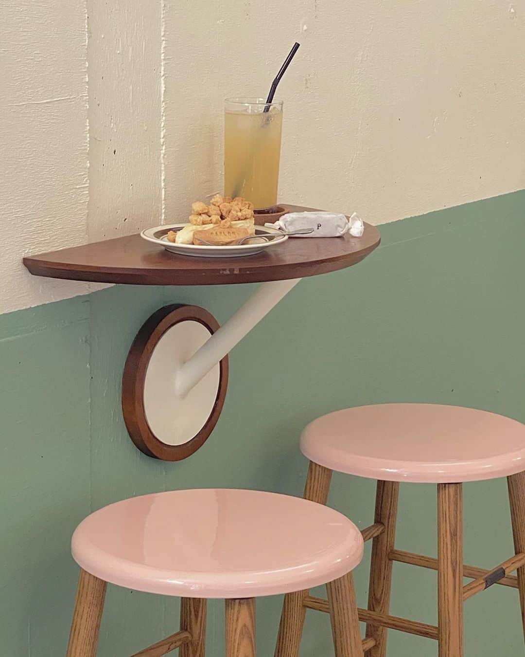 岡元優香のグルメインスタ