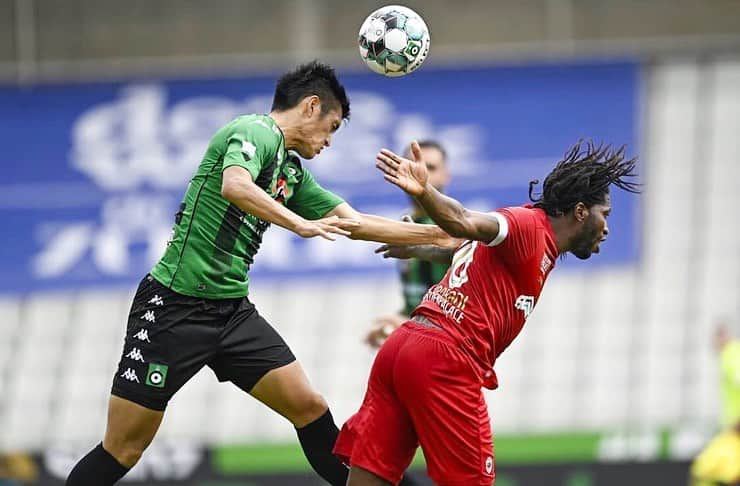 植田直通さんのインスタグラム写真 - (植田直通Instagram)「＋3 points 🐊 🔥 Do my best for the team！ Thank you for your support！ #levecercle  先週からベルギーリーグが開幕しました。僕自身３年目ということで、もっと目に見える結果で皆さんに成長を感じてもらえるように頑張ります。 日本から応援してもらえると嬉しいです。  #cerclebrugge  #jupilerleague  #植田直通」8月17日 20時28分 - naomichi.ueda