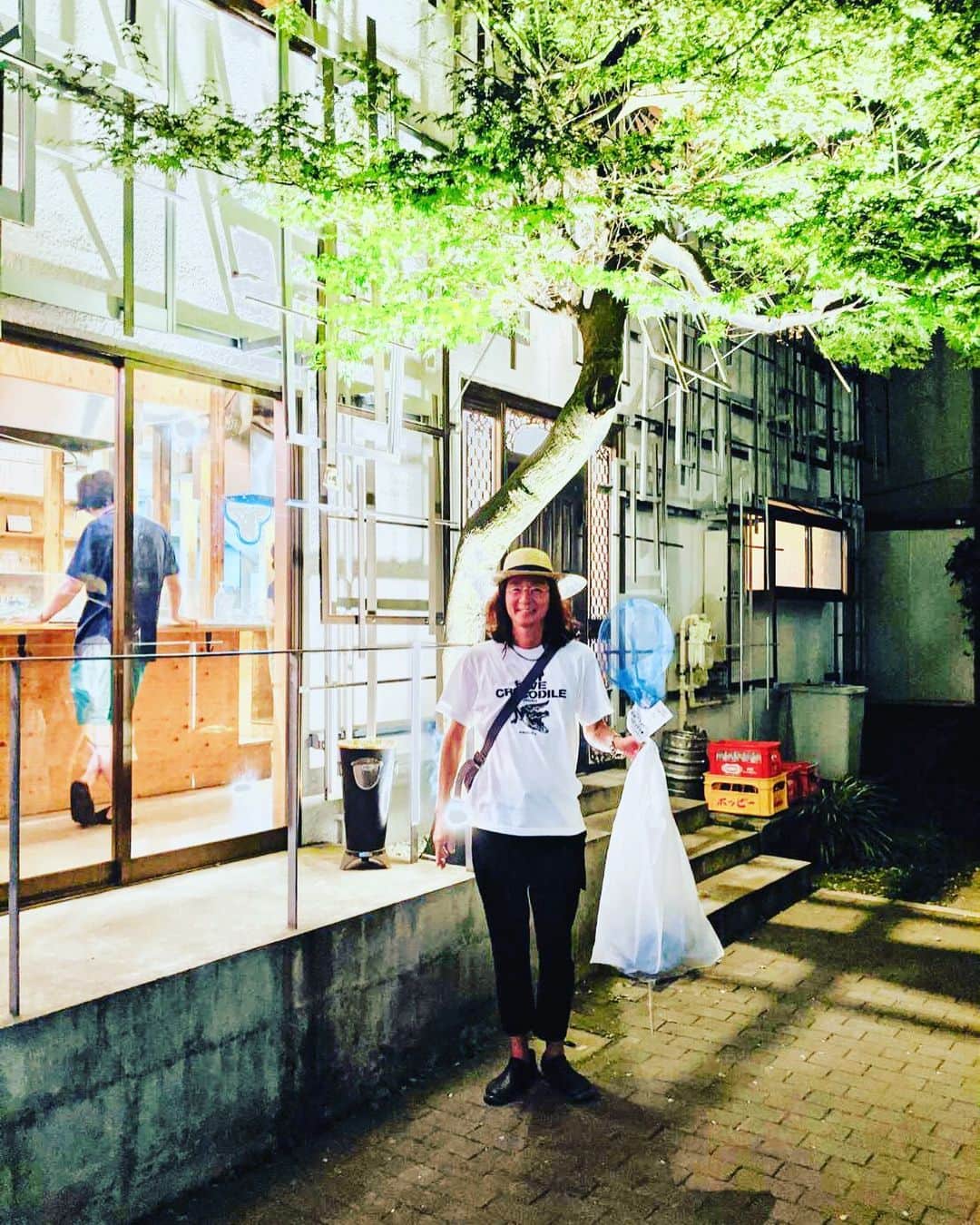 三原康可のインスタグラム：「暑中お見舞い申し上げます🌻」