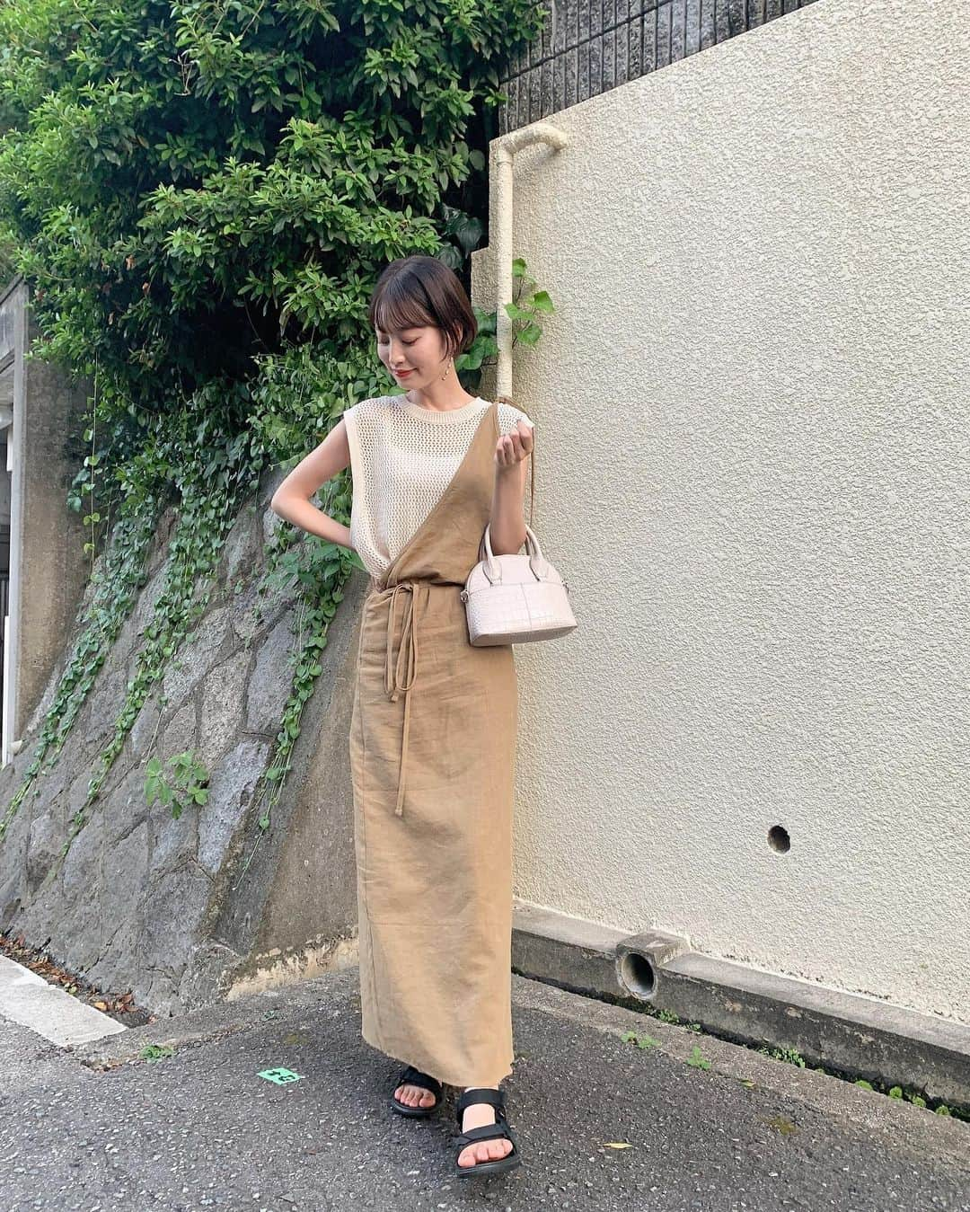 吉田南歩さんのインスタグラム写真 - (吉田南歩Instagram)「ㅤㅤㅤㅤㅤㅤㅤㅤㅤㅤㅤㅤㅤ 最近よくやりがちコーデ🍂 tops @lowrysfarm_official  op @neam_official  bag @zara  shoes @teva」8月17日 20時58分 - nanaho_yoshida