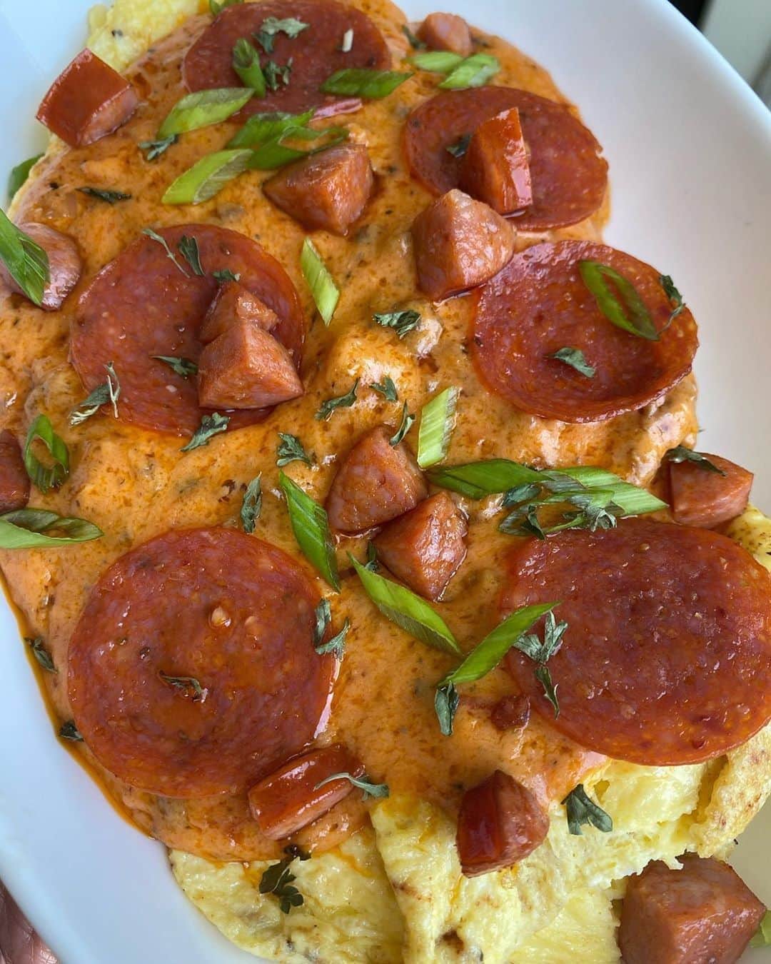 Flavorgod Seasoningsさんのインスタグラム写真 - (Flavorgod SeasoningsInstagram)「Pizza omelette for breakfast, don’t mind if I do! Seasoned with Flavor God Pizza Seasoning!!⁠ -⁠ Customer:👉 @ketodashapril⁠ -⁠ Used 1/2 cup @raoshomemade marinara sauce, 1/2 shredded cheese, 1 tbsp of @flavorgod pizza seasoning and 1 tbsp of cream cheese all over some eggs and topped with sausage and pepperoni⁠ -⁠ Flavor God Seasonings are:⁠ 🍕 Zero Calories per Serving ⁠ 🍕 0 Sugar per Serving⁠ 🍕 #KETO & #PALEO Friendly⁠ 🍕 GLUTEN FREE & #KOSHER⁠ 🍕 VEGAN-FRIENDLY ⁠ 🍕 Low salt⁠ 🍕 NO MSG⁠ 🍕 NO SOY⁠ 🍕 DAIRY FREE *except Ranch ⁠ 🍕 All Natural & Made Fresh⁠ 🍕 Shelf life is 24 months⁠ -⁠ #food #foodie #flavorgod #seasonings #glutenfree #mealprep #seasonings #breakfast #lunch #dinner #yummy #delicious #foodporn」8月17日 21時01分 - flavorgod