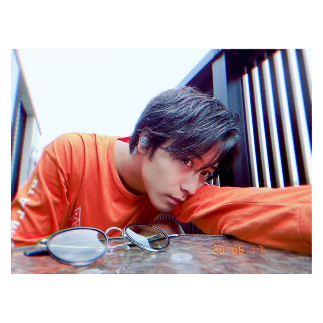 猪野広樹のインスタグラム：「髪切っただー。　 ドライヤーですぐ乾くだー。」