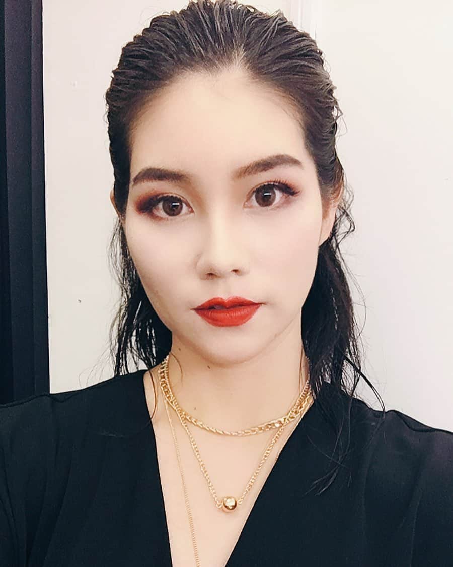 大塚莉奈のインスタグラム：「#shooting #hairstyle #hairmake #ınstagood #カラコン」