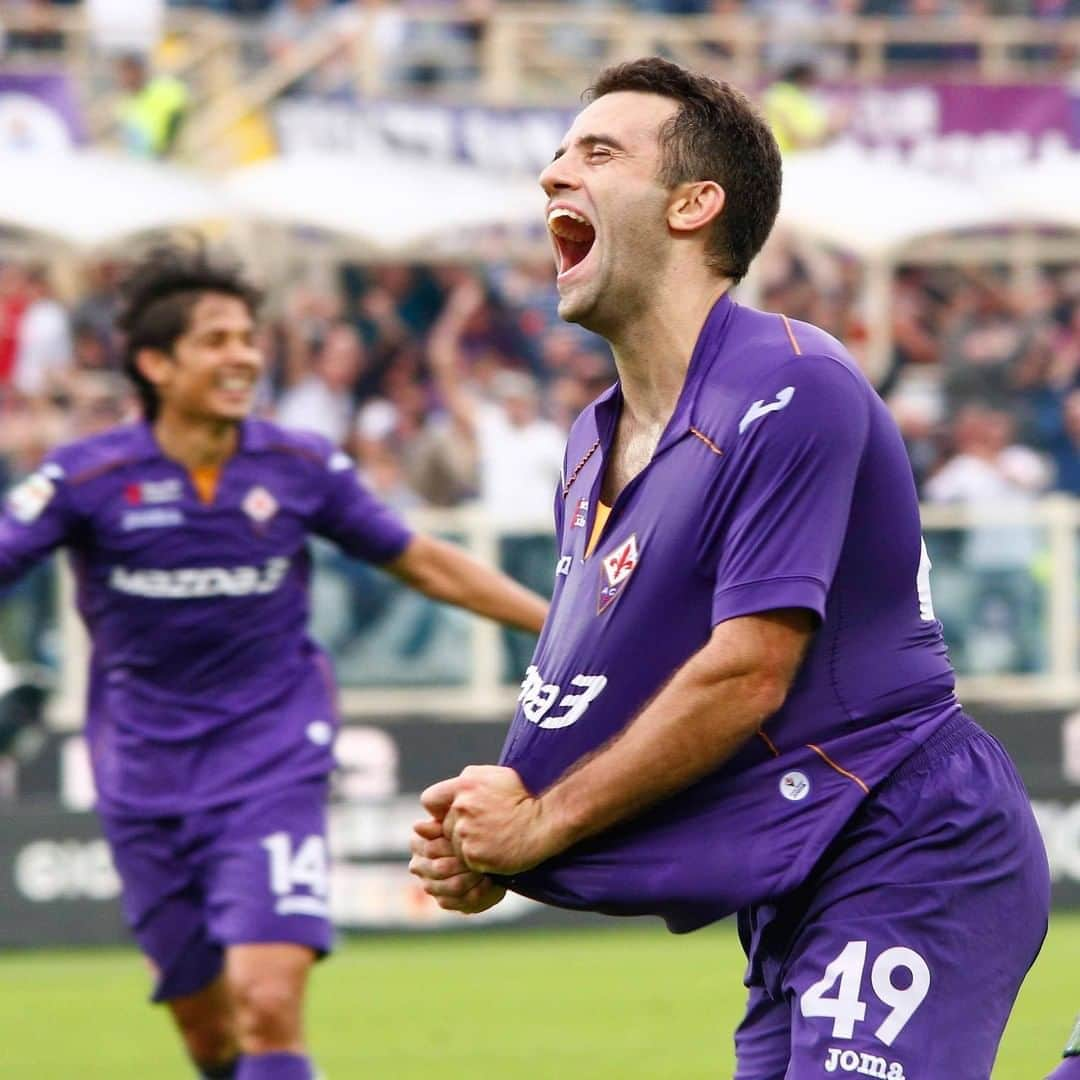 ACFフィオレンティーナさんのインスタグラム写真 - (ACFフィオレンティーナInstagram)「#MondayMotivation powered by Giuseppe Rossi 🔋  #ForzaViola 💜 #Fiorentina #ACFFiorentina #GiuseppeRossi #MondayMood」8月17日 22時31分 - acffiorentina