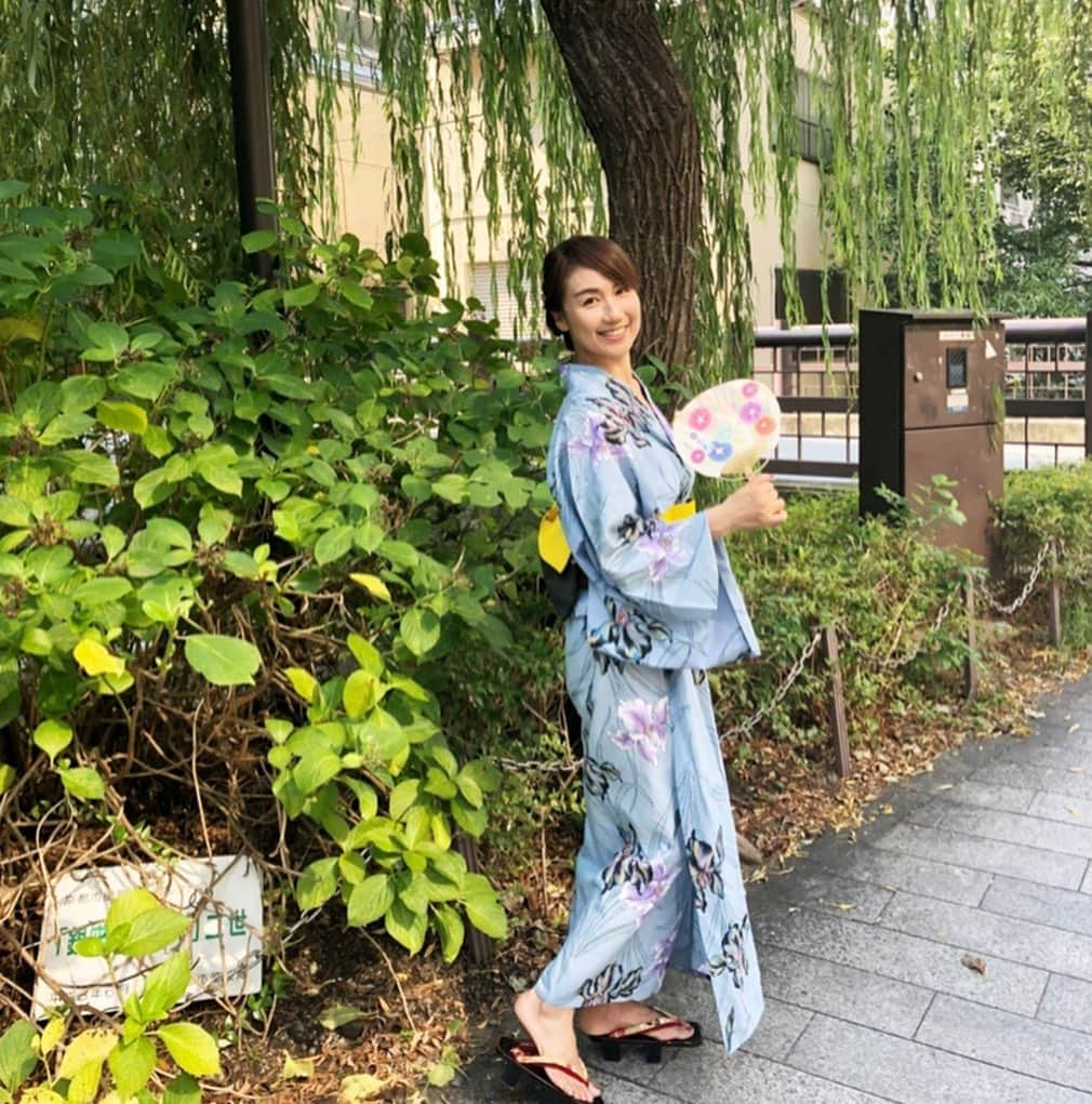 小林万希子さんのインスタグラム写真 - (小林万希子Instagram)「・ 昨年の良き思い出✨ ・ 夏の京都へ浴衣で散策💕 ・ ・ お昼のランチに「櫻」の京懐石をいただきました✨ 八寸の器や飾りつけが可愛かった🌸🌸🌸 ・ ・ 鴨川沿いは風情があっていいですね🍀 ・ 夕方から夜にかけての京都の街も 大好きです😉❤️ ・ ・ 来年はまた浴衣で 行きたいなぁ😌🙏✨ ・ #京都  #京都散策  #京懐石  #京懐石櫻  #八寸  #かわいい 💓 #京懐石ランチ  #浴衣  #浴衣でお出かけ  #浴衣でかっ歩する  #鴨川  #鴨川沿い  #風情がある  #来年こそは 🙏✨」8月17日 22時43分 - macky1218