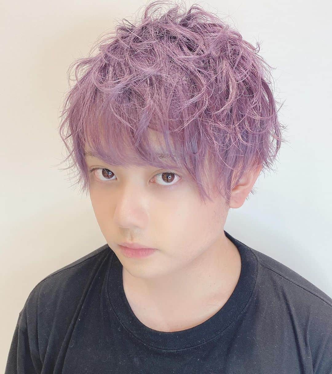 にきぽんさんのインスタグラム写真 - (にきぽんInstagram)「髪の毛紫にしたよん！！ どうですか？」8月17日 22時51分 - syunsyun73