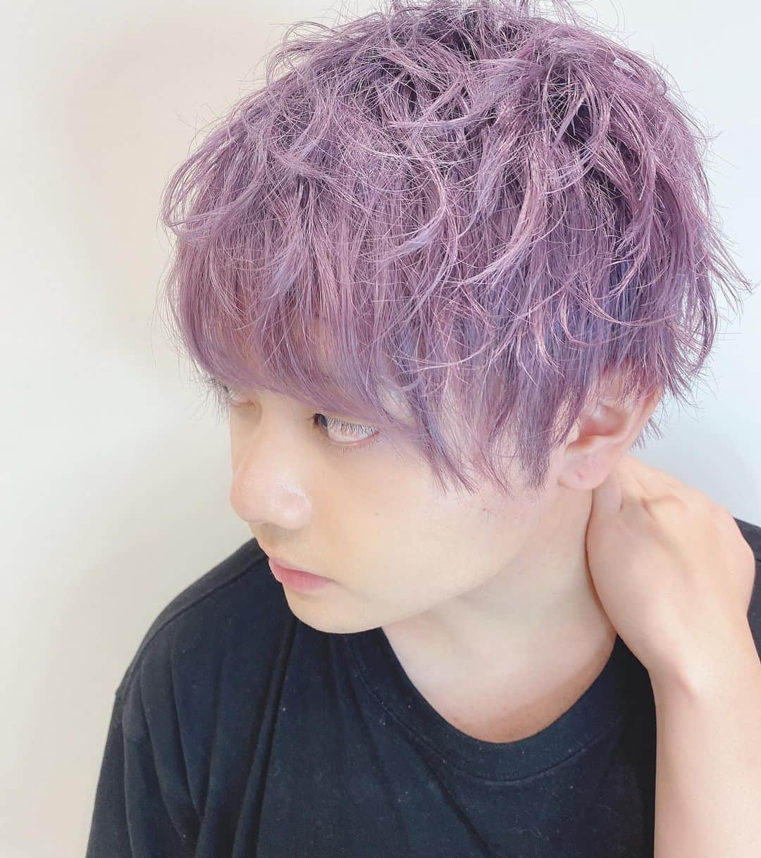 にきぽんさんのインスタグラム写真 - (にきぽんInstagram)「髪の毛紫にしたよん！！ どうですか？」8月17日 22時51分 - syunsyun73