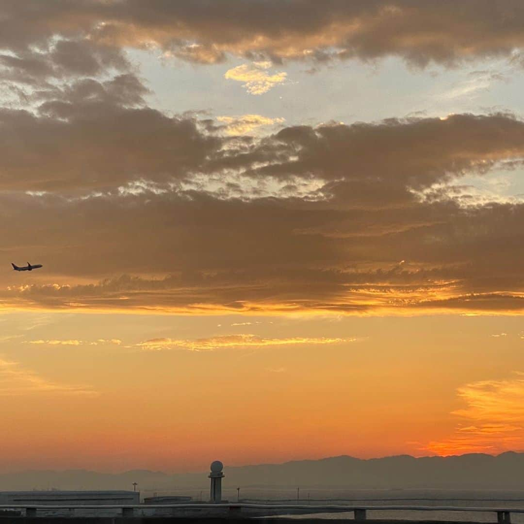 林信行さんのインスタグラム写真 - (林信行Instagram)「#知多半島 #夕景」8月17日 23時59分 - nobihaya