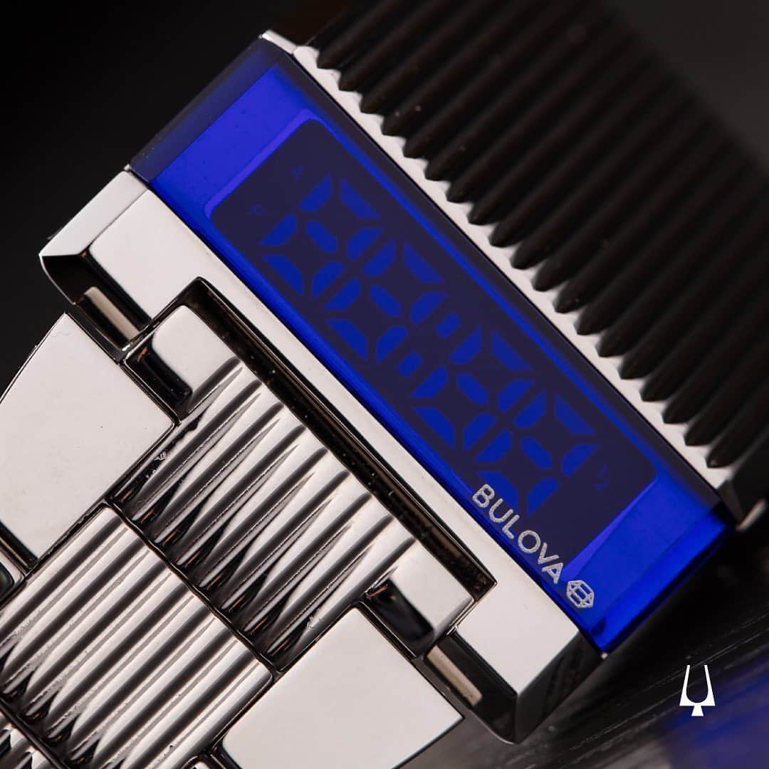 ブローバさんのインスタグラム写真 - (ブローバInstagram)「With its iconic trapezoid design, Bulova’s Computron digital timepiece was an instant sensation in the 1970s. Now recreated with expanded functionality, this sleek stainless-steel edition features a blue LED display.  #Bulova  📸: @watchonista — ⏱: 96C139 MSRP: $350.00 USD CASE: ø 31 mm」8月18日 0時07分 - bulova
