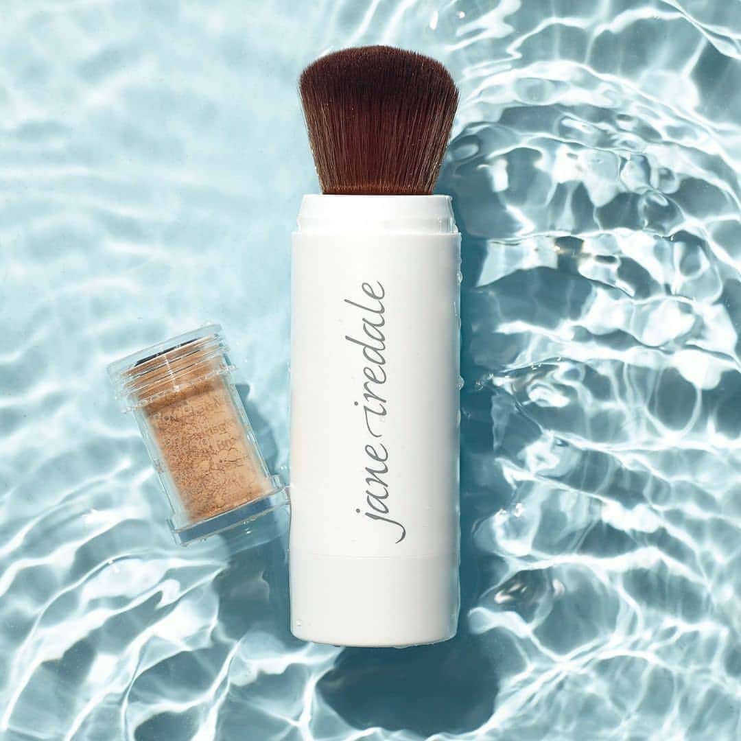 のインスタグラム：「NEW パウダーミーSPF30は40分までの耐水性💧お肌に優しいのに、汗にも水にも強いので、今年の暑い夏にもぴったりです☀️⛱️」